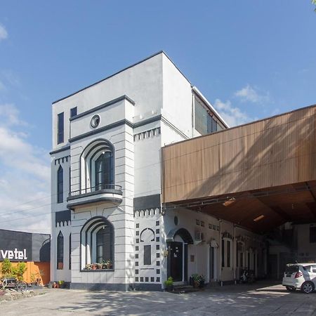 Reddoorz Near Jalan Sudirman Padang Hotel Ngoại thất bức ảnh